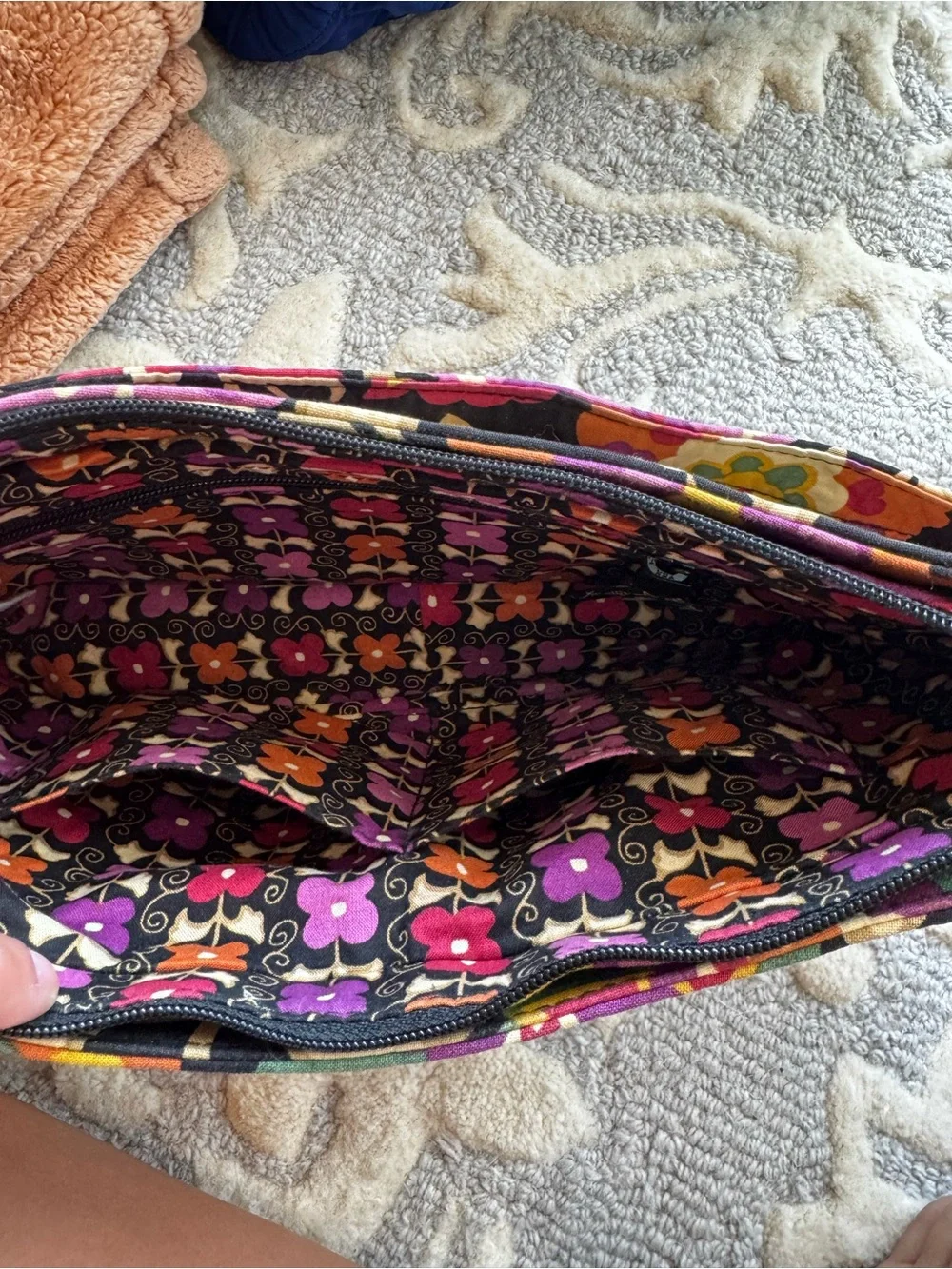 Vera Bradley quilted shoulder